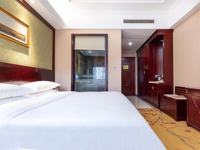 Vienna Hotel Shanghai Songjiang Wanda Exterior foto